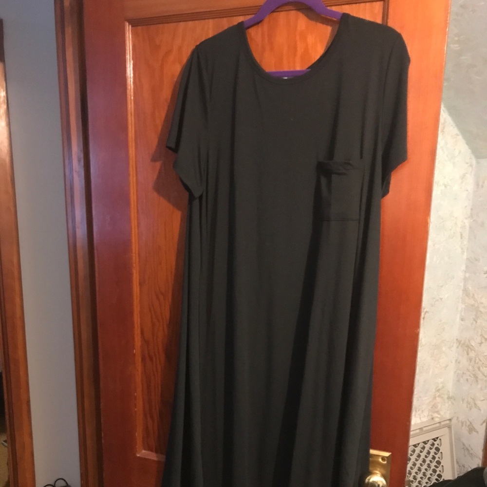 Lularoe Carly black new with tags